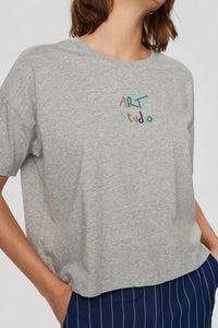 Camiseta Art Studio GRIS