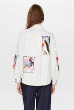 Load image into Gallery viewer, Camisa con detalles parches BLANCO
