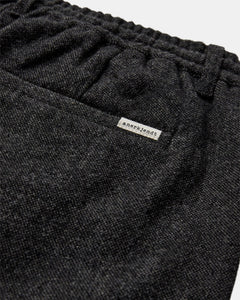 Pantalón con pinzas GRIS